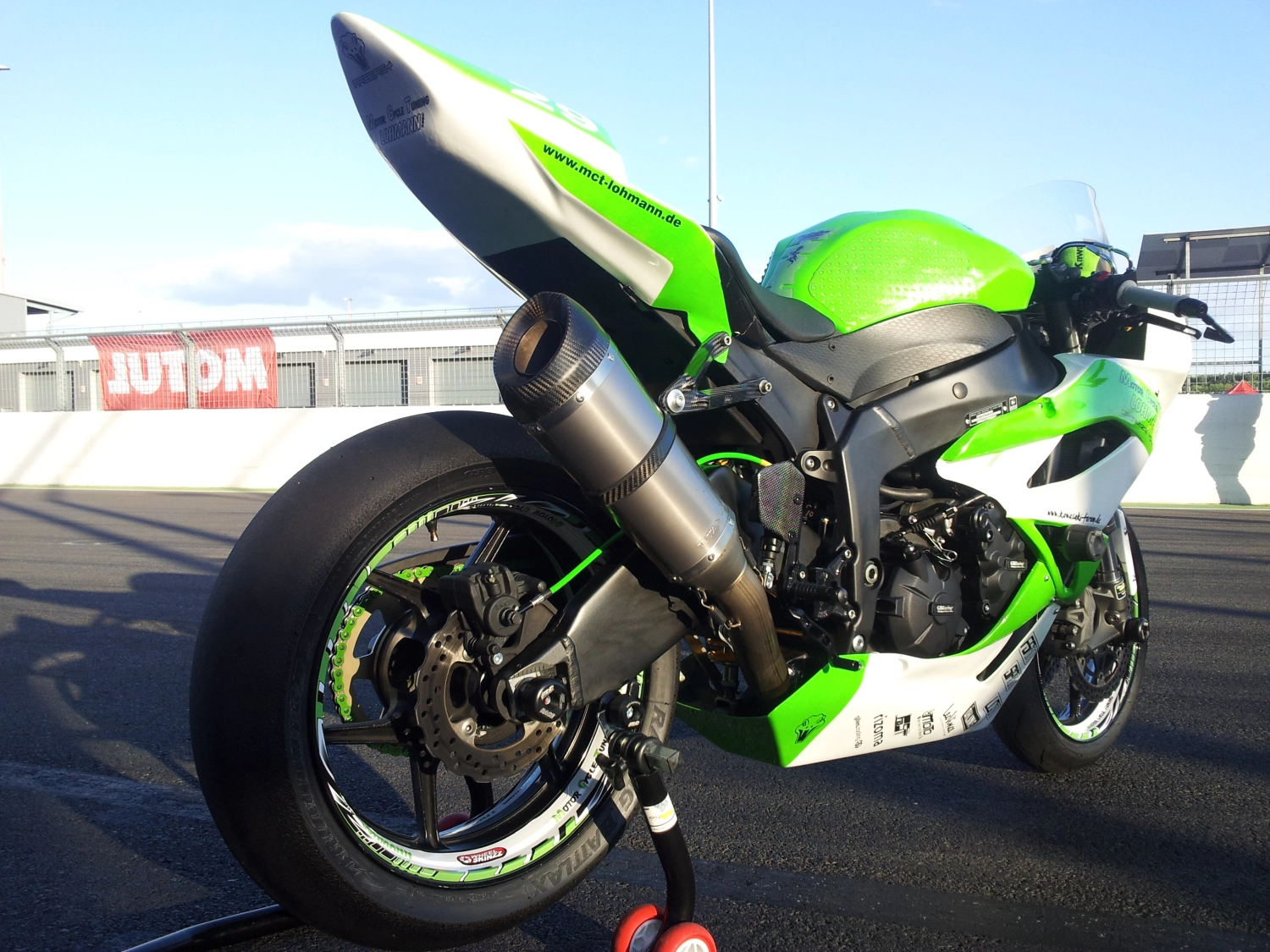 Kawasaki ZX6R Racing "Betty" Umbau von Bike Tech Lohmann