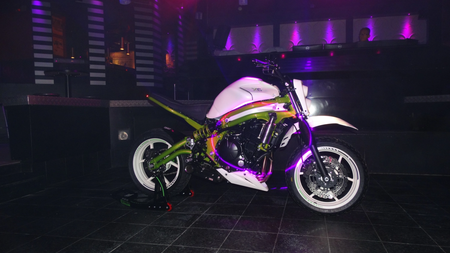 Kawasaki  X6 „Lohmann-Custom“ von Bike Tech Lohmann