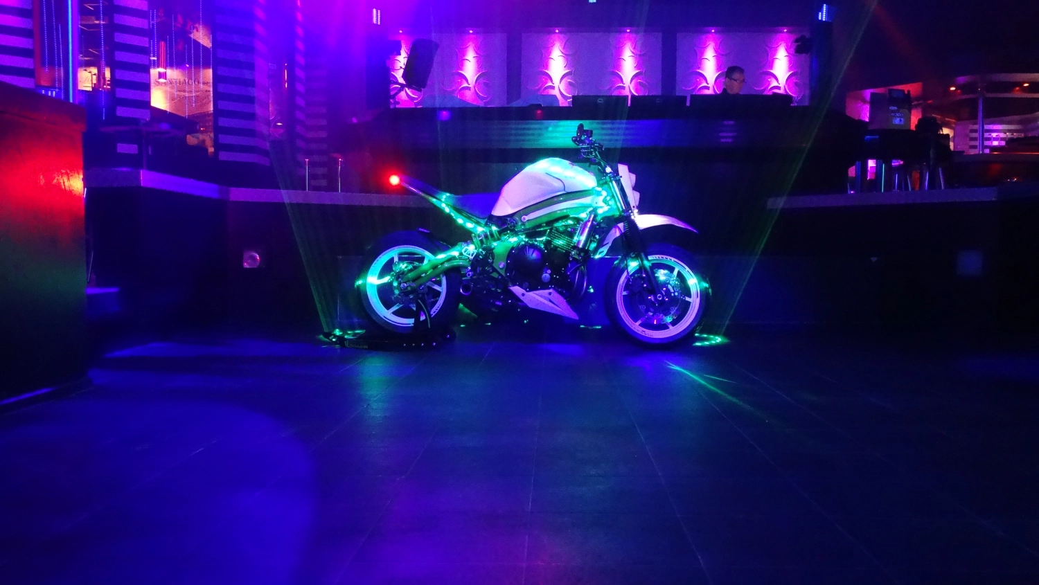 Kawasaki  X6 „Lohmann-Custom“ von Bike Tech Lohmann