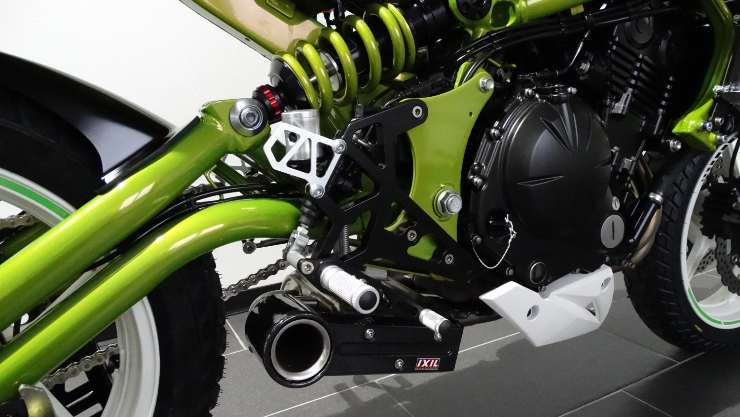 Kawasaki  X6 „Lohmann-Custom“ von Bike Tech Lohmann